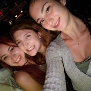 Meet your Posher, Ellie